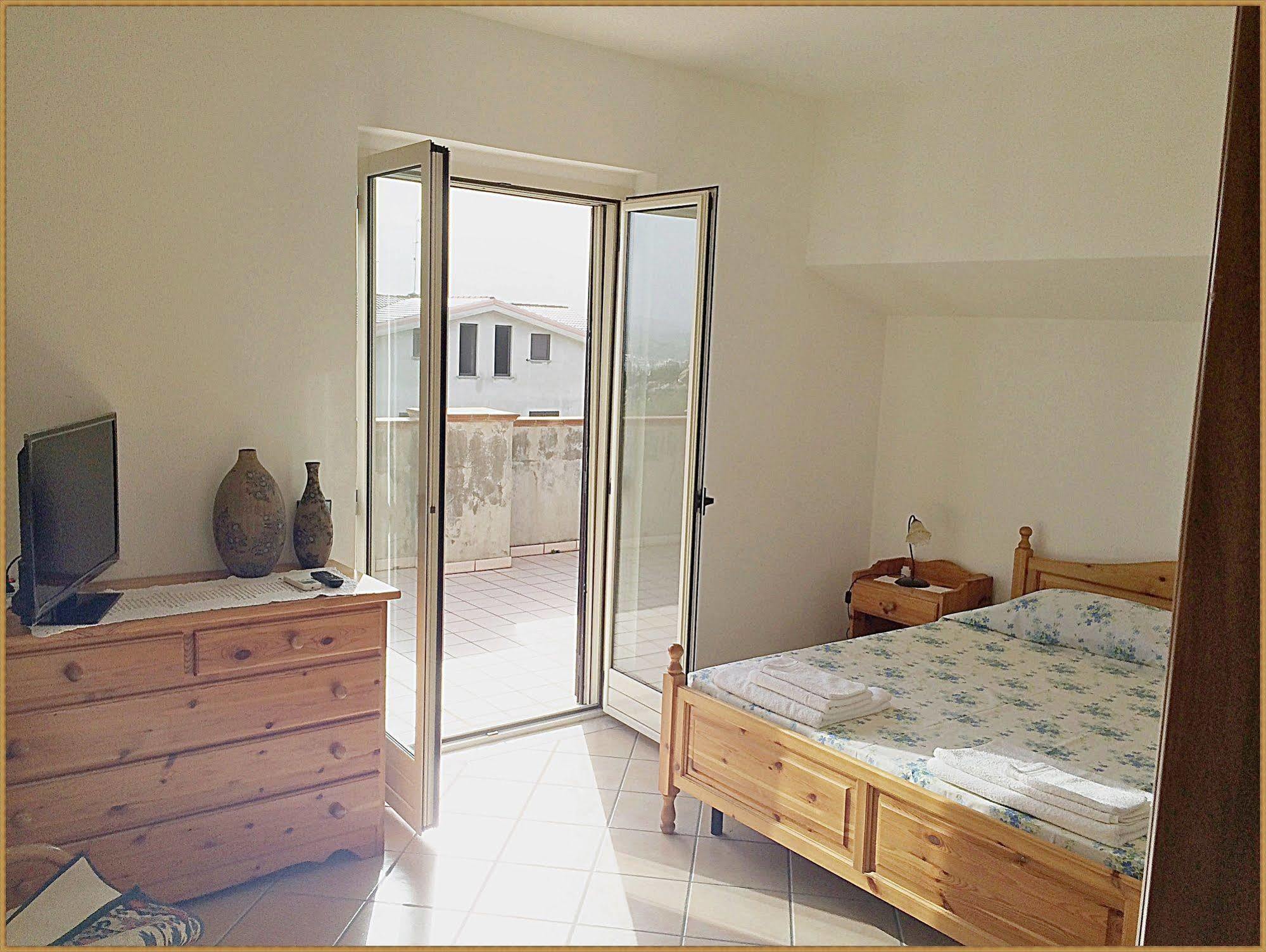 Bed and Breakfast Torre Ancinale Соверато-Марина Екстер'єр фото