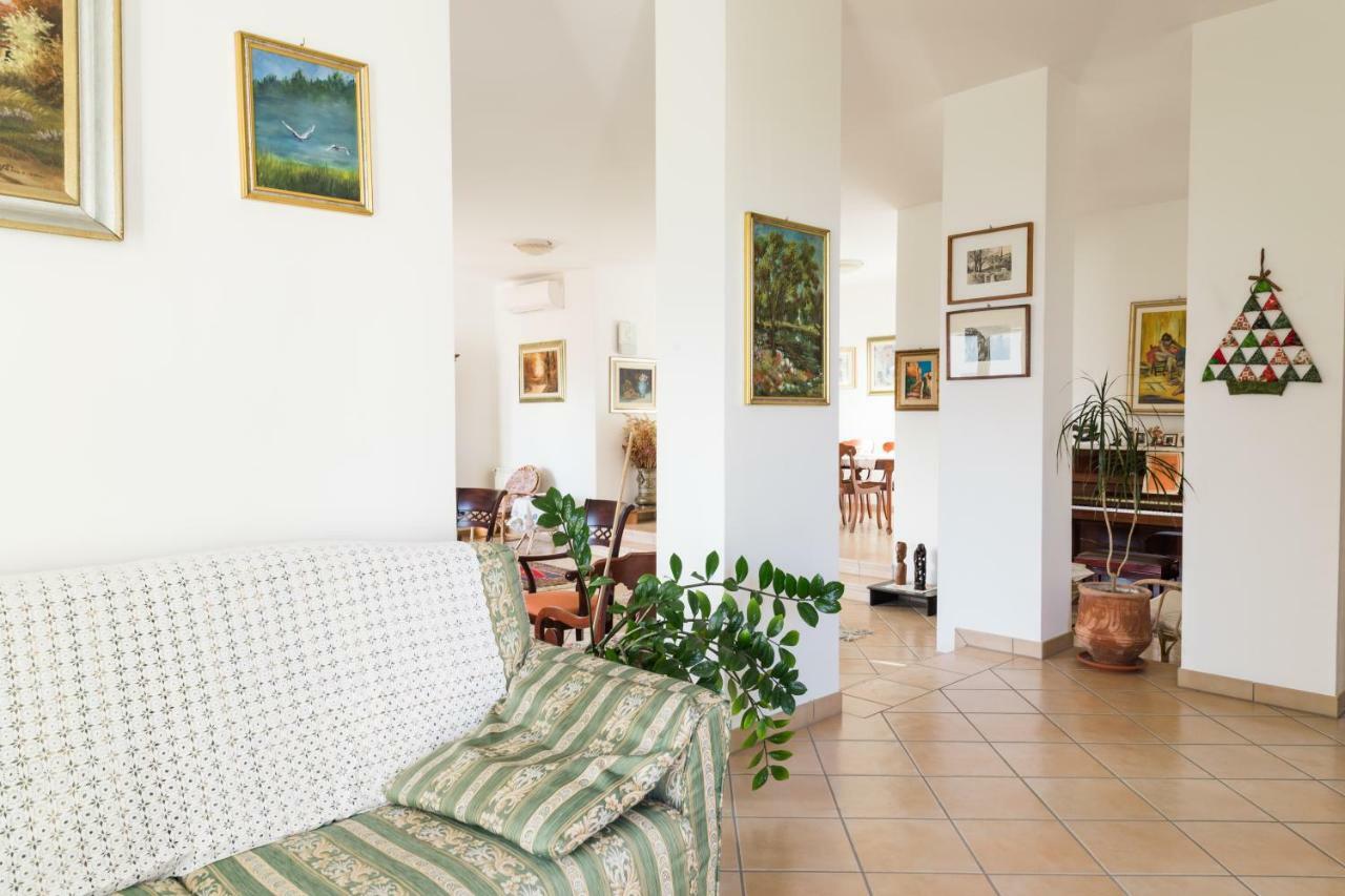 Bed and Breakfast Torre Ancinale Соверато-Марина Екстер'єр фото